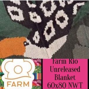 FARM Rio Chita Brazil Oh So Cozy Blanket, Toucan, NWT
